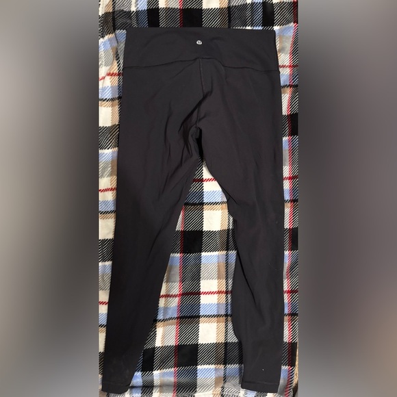 Black Lululemon “Like New” Leggings (Size 12, 28in) - Picture 1 of 1